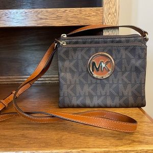 Michael Kors Fulton Crossbody Purse